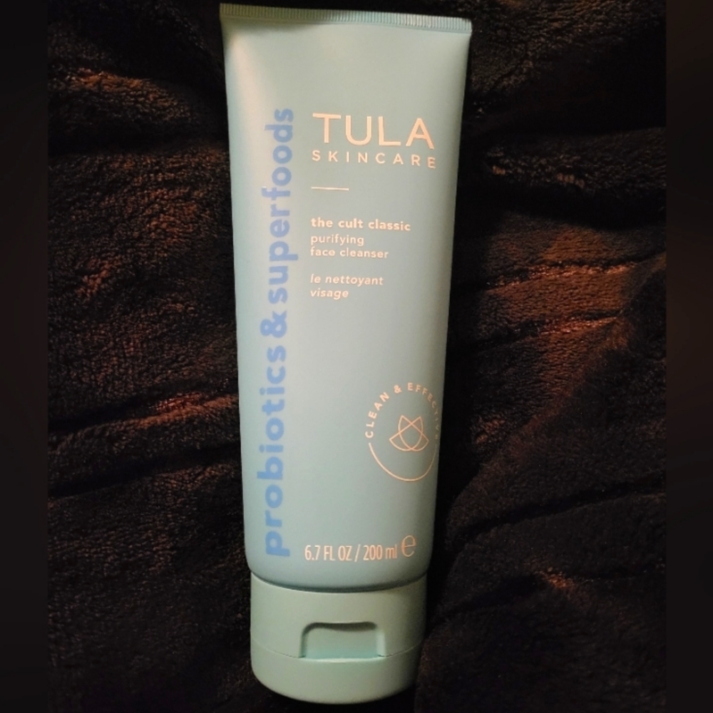 Tula Skincare The Cult Classic Purifying Face Cleanser - Picture 4 of 6